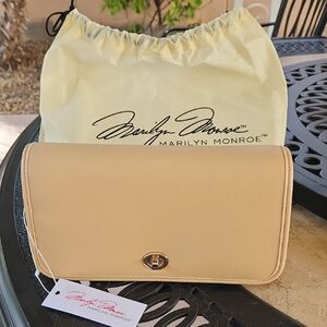 Marilyn Monroe Cream Tan Evening Bag With Duster Bag New With Tag